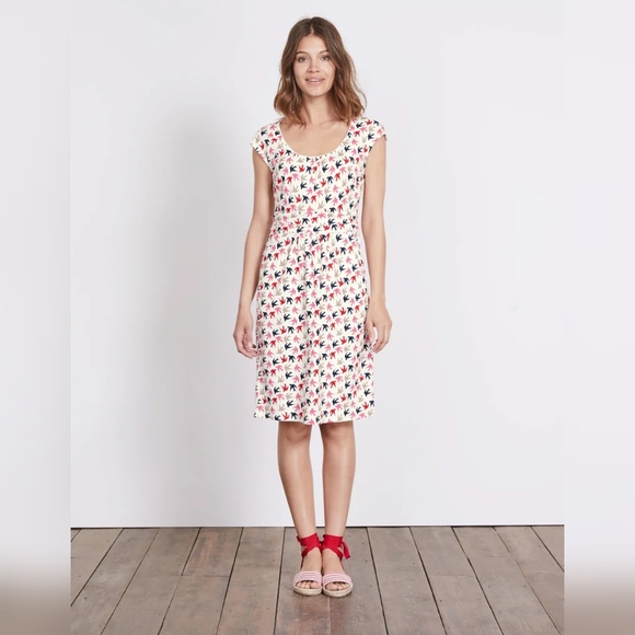 Boden Margot Bird Print Jersey Dress - Picture 2 of 10